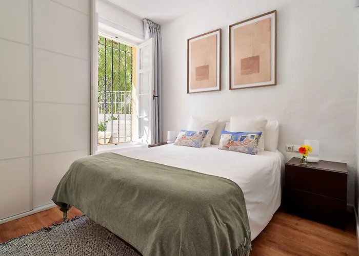 Villa Rosita Suites En Playa De La Malagueta Con Terraza